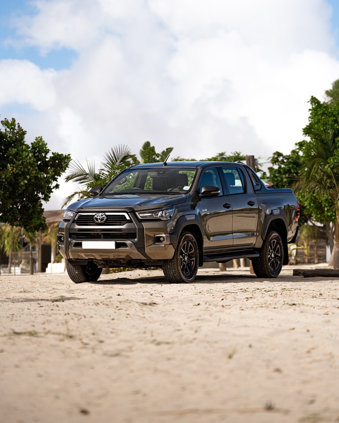  TOYOTA HILUX D/CAB  2.4E AT 4x4 